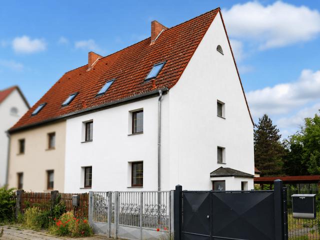 Haus zum Kaufen in Schkopau 255.000,00 EUR 140 m²