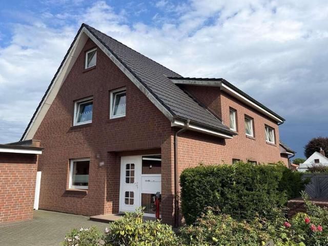 Haus zum Kaufen in Schiffdorf 436.000,00 EUR 212.6 m²