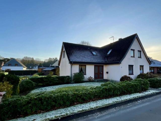 Haus zum Kaufen in Schiffdorf 269.000,00 EUR 196.2 m²