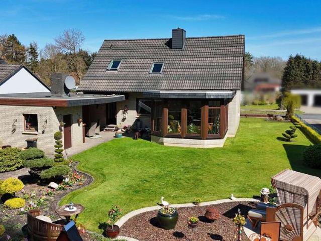 Haus zum Kaufen in Schiffdorf 299.000,00 EUR 151.48 m²