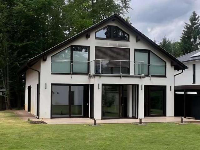 Haus zum Kaufen in Schönwalde Glien 1.090.000,00 EUR 200 m²