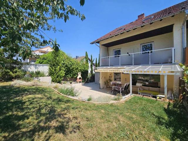 Haus zum Kaufen in Schöneck 499.000,00 EUR 147 m²