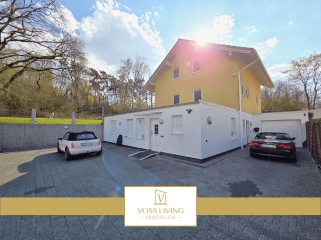 Haus zum Kaufen in Schöneck 749.000,00 EUR 268.7 m²