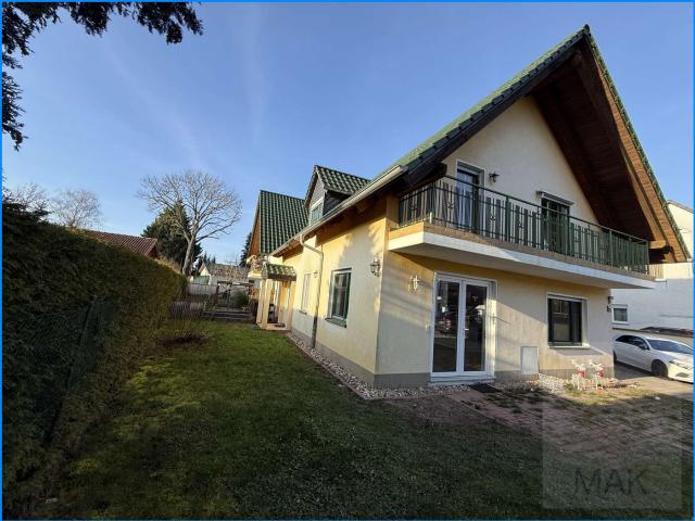 Haus zum Kaufen in Schönefeld 1.300.000,00 EUR 323 m²