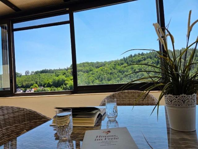 Haus zum Kaufen in Schöffengrund Niederquembach 299.000,00 EUR 240 m²