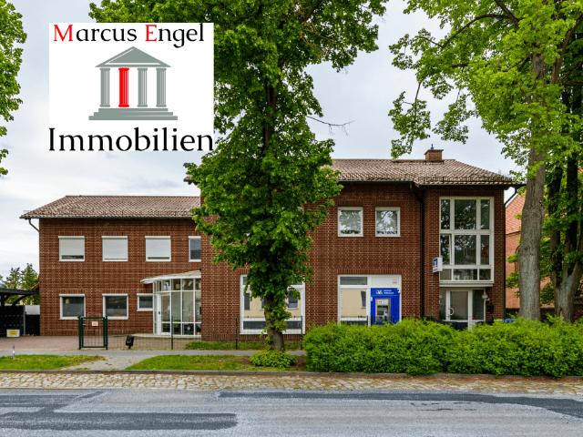 Haus zum Kaufen in Schorfheide 600.000,00 EUR 369.13 m²