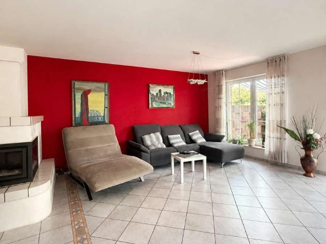 Haus zum Kaufen in Schloß Holte Stukenbrock 450.000,00 EUR 180 m²
