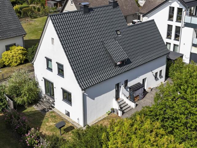 Haus zum Kaufen in Schloß Holte Stukenbrock 495.000,00 EUR 151 m²