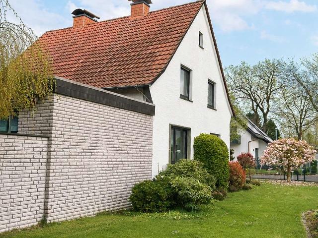 Haus zum Kaufen in Schloß Holte Stukenbrock 359.000,00 EUR 165.65 m²