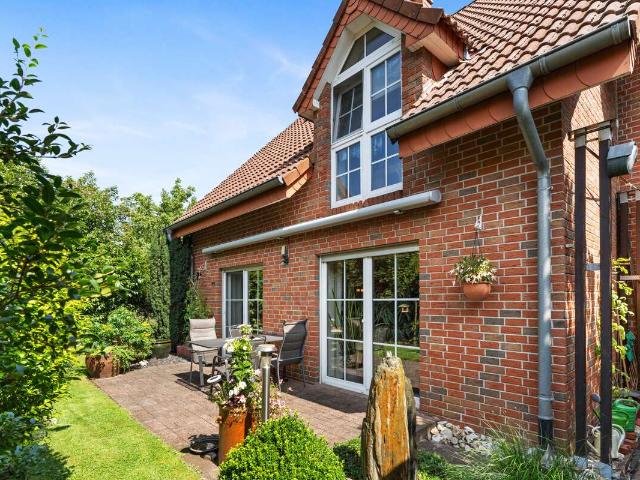 Haus zum Kaufen in Schlangen Oesterholz Haustenbeck 329.000,00 EUR 123.3 m²
