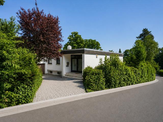 Haus zum Kaufen in Schlangenbad 639.000,00 EUR 171.93 m²