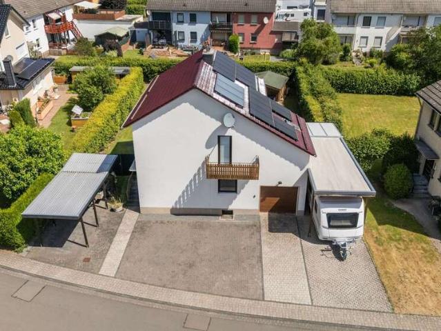 Haus zum Kaufen in Schleiden 335.000,00 EUR 100 m²