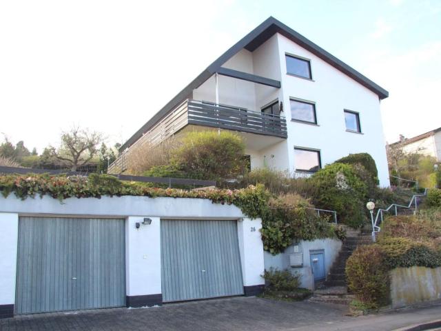 Haus zum Kaufen in Schlitz 270.000,00 EUR 245 m²