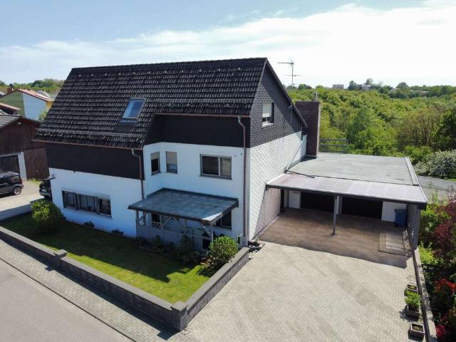 Haus zum Kaufen in Schmalenberg 399.000,00 EUR 412 m²