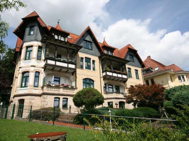 Haus zum Kaufen in Schmalkalden 850.000,00 EUR 608.46 m²