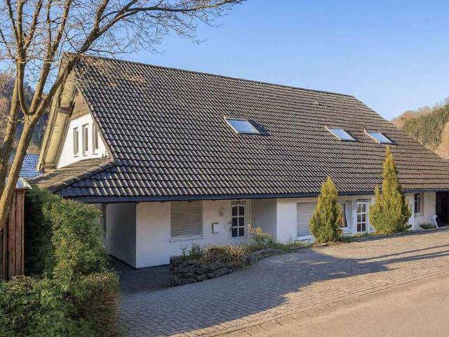 Haus zum Kaufen in Schmallenberg 279.000,00 EUR 159 m²