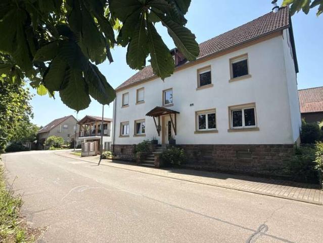 Haus zum Kaufen in Schmitshausen 279.000,00 EUR 316 m²