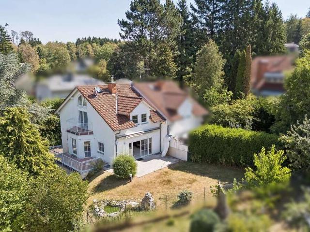 Haus zum Kaufen in Schmitten im Taunus 435.000,00 EUR 142 m²