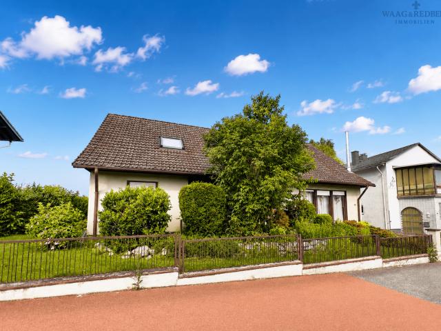 Haus zum Kaufen in Schmitten im Taunus 499.000,00 EUR 180 m²
