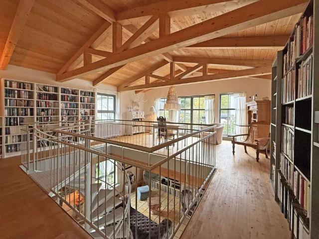 Haus zum Kaufen in Schmitten im Taunus 598.000,00 EUR 164 m²