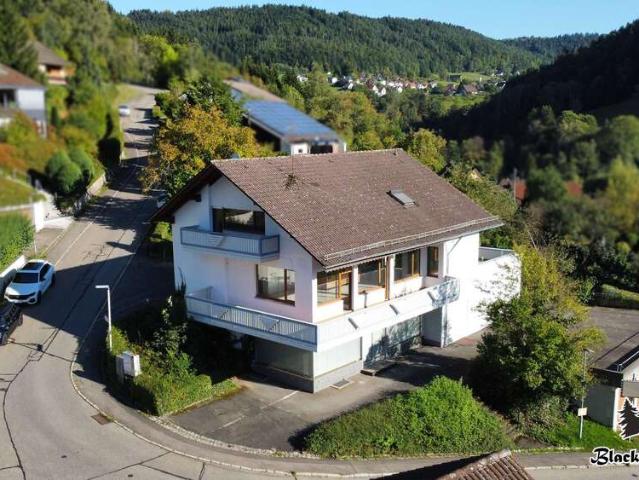 Haus zum Kaufen in Schramberg 349.000,00 EUR 400 m²