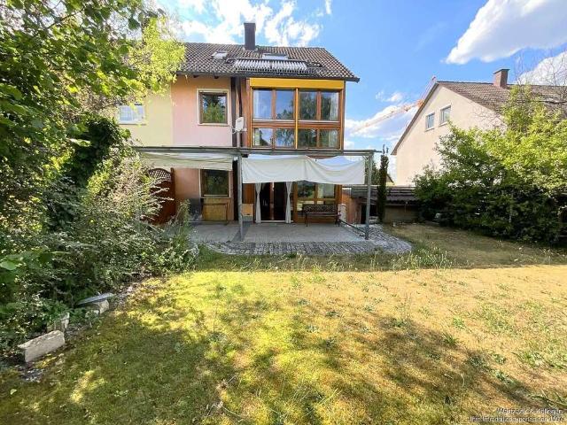 Haus zum Kaufen in Schwabach 398.500,00 EUR 135 m²