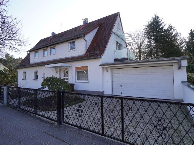 Haus zum Kaufen in Schwaig b. Nürnberg 595.000,00 EUR 200 m²