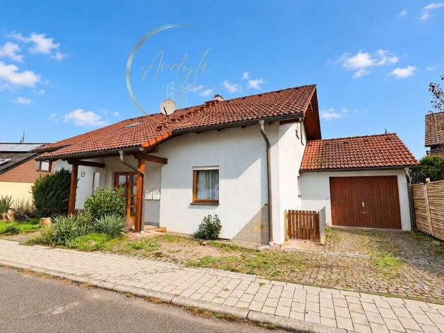 Haus zum Kaufen in Schwaigern Niederhofen 379.000,00 EUR 138.06 m²