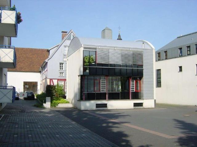 Haus zum Kaufen in Schwalbach 949.000,00 EUR 163 m²