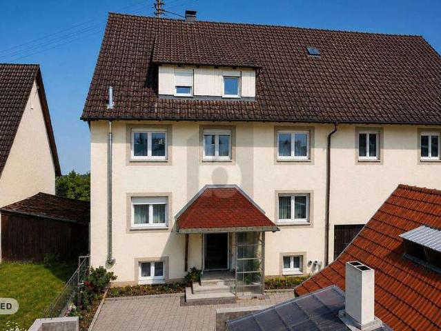 Haus zum Kaufen in Schwenningen 299.000,00 EUR 240 m²