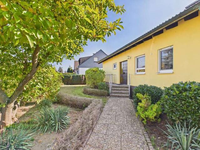 Haus zum Kaufen in Seukendorf 605.000,00 EUR 138.14 m²