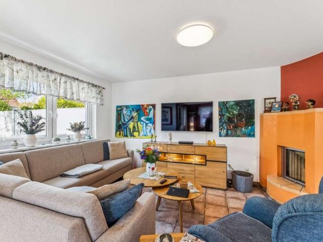 Haus zum Kaufen in Seukendorf 300.000,00 EUR 133.8 m²