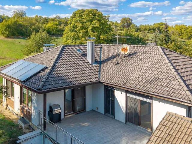 Haus zum Kaufen in Seckach 399.000,00 EUR 241 m²