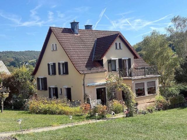 Haus zum Kaufen in Selters 495.000,00 EUR 145 m²