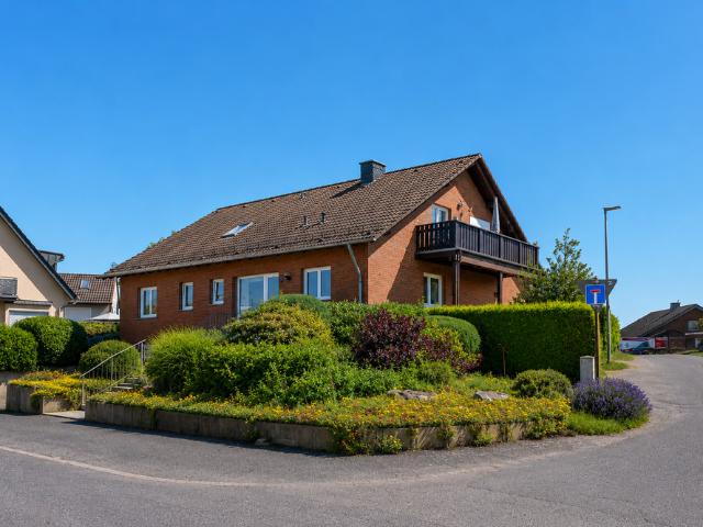 Haus zum Kaufen in Siegburg 600.000,00 EUR 206.74 m²