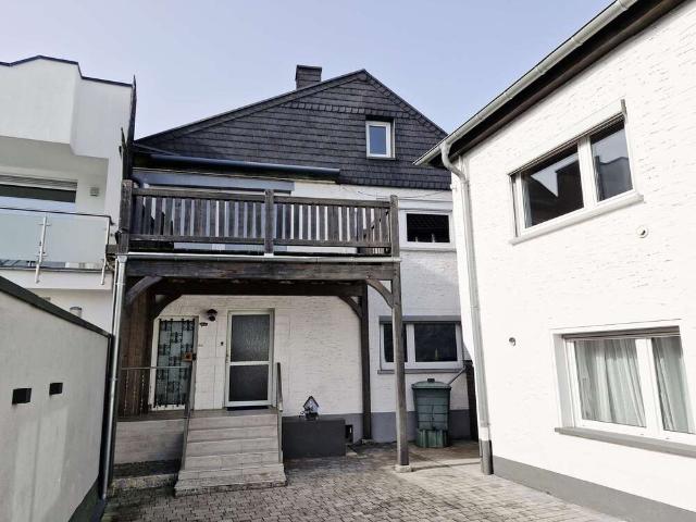 Haus zum Kaufen in Siegburg Stallberg 459.000,00 EUR 203 m²