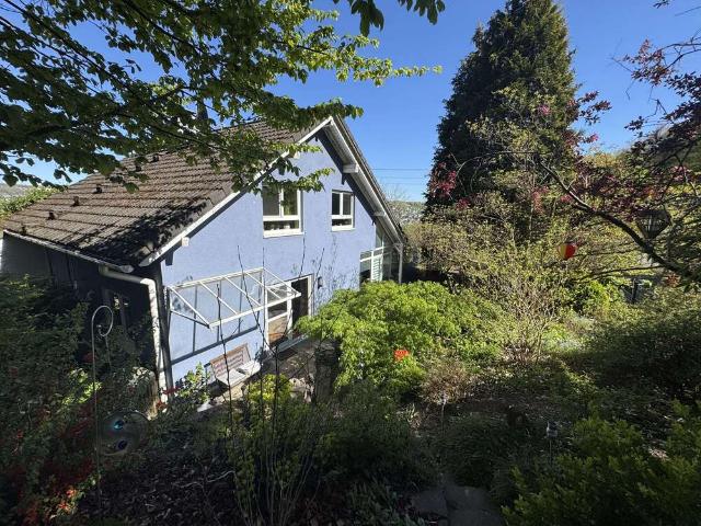 Haus zum Kaufen in Siegen 379.000,00 EUR 119 m²