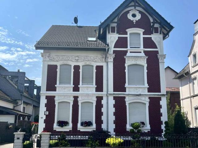 Haus zum Kaufen in Siegen 985.000,00 EUR 400 m²