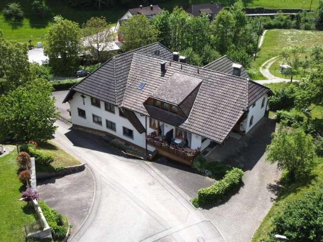Haus zum Kaufen in Simonswald 1.295.000,00 EUR 723 m²