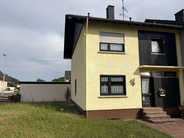 Haus zum Kaufen in Simmertal 279.000,00 EUR 101 m²