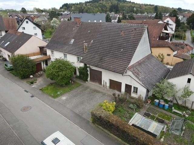 Haus zum Kaufen in Singen Friedingen 380.000,00 EUR 232.92 m²