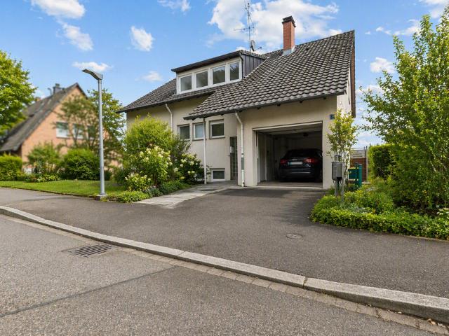 Haus zum Kaufen in Singen 765.000,00 EUR 293 m²