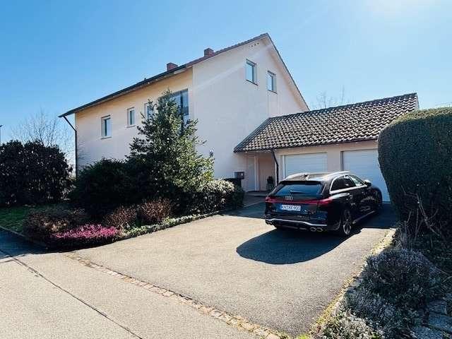 Haus zum Kaufen in Singen 738.000,00 EUR 257 m²