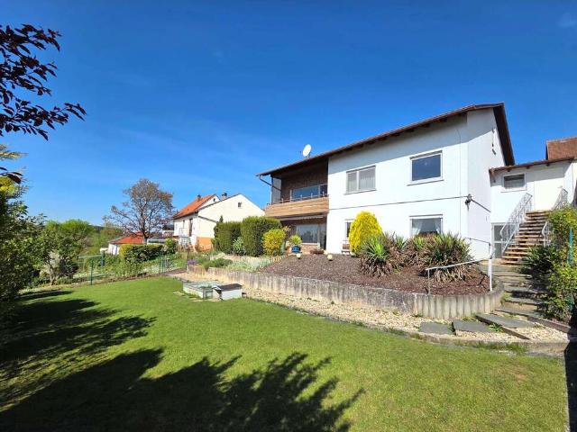 Haus zum Kaufen in Sinsheim Hilsbach 435.000,00 EUR 173.67 m²