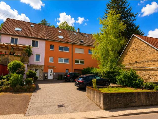 Haus zum Kaufen in Sinsheim Waldangelloch 299.000,00 EUR 249.37 m²