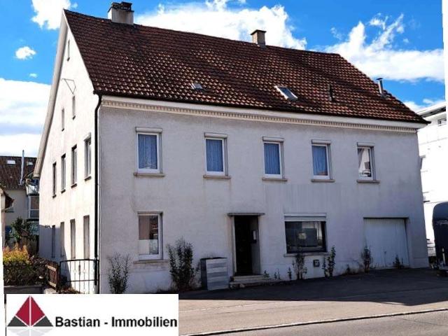 Haus zum Kaufen in Spaichingen 255.000,00 EUR 245 m²