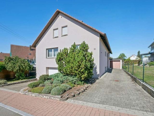 Haus zum Kaufen in Spaichingen 490.000,00 EUR 174.4 m²