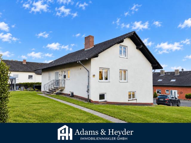 Haus zum Kaufen in Spangenberg 260.000,00 EUR 185 m²