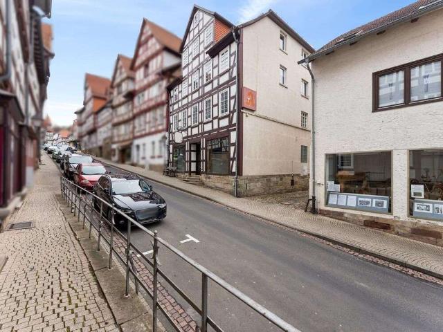 Haus zum Kaufen in Spangenberg 279.000,00 EUR 541.5 m²