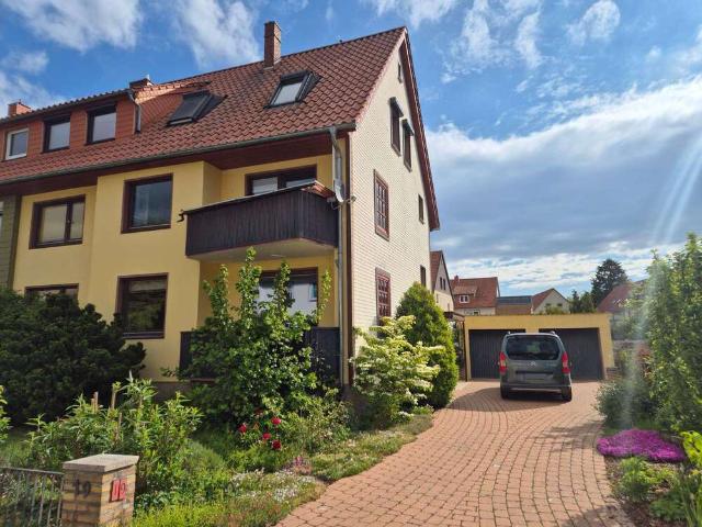 Haus zum Kaufen in Springe 368.000,00 EUR 220 m²